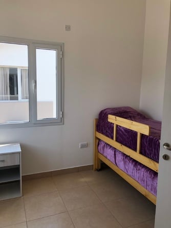 Habitación principal con cama doble