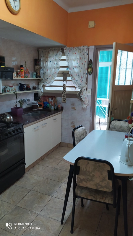 Habitación principal con cama doble