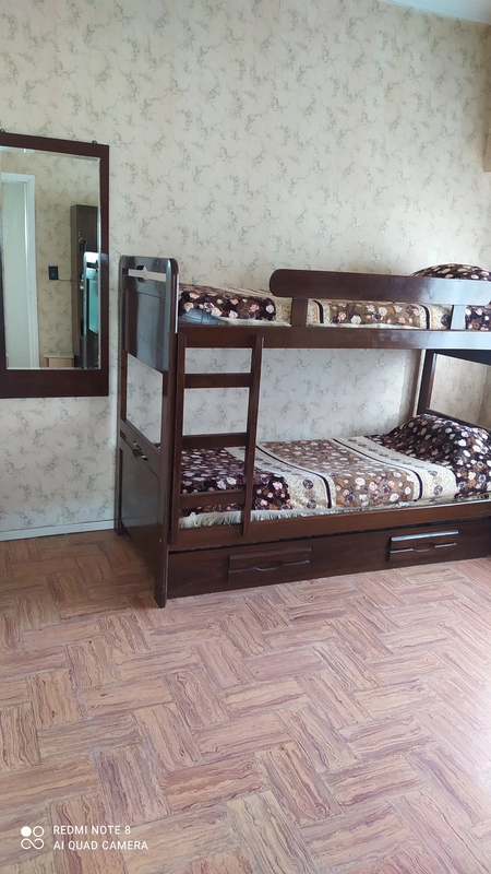 Segunda habitación con cama doble