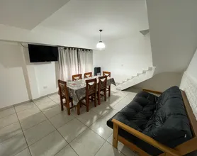 Terraza con mobiliario al aire libre